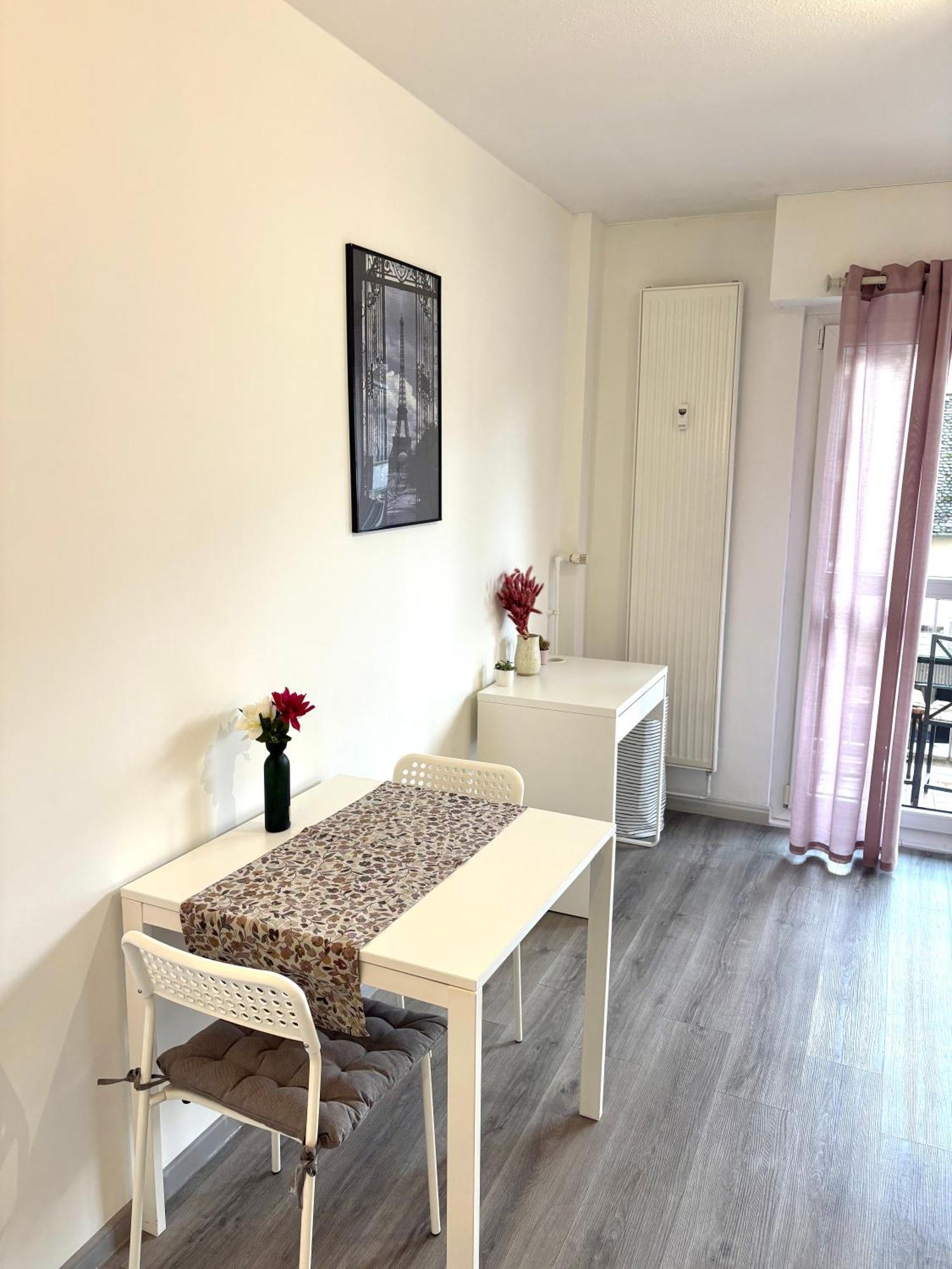 Joli Studio Dans L'Ancien Quartier De Cronenbourg Strasbourg Exterior photo